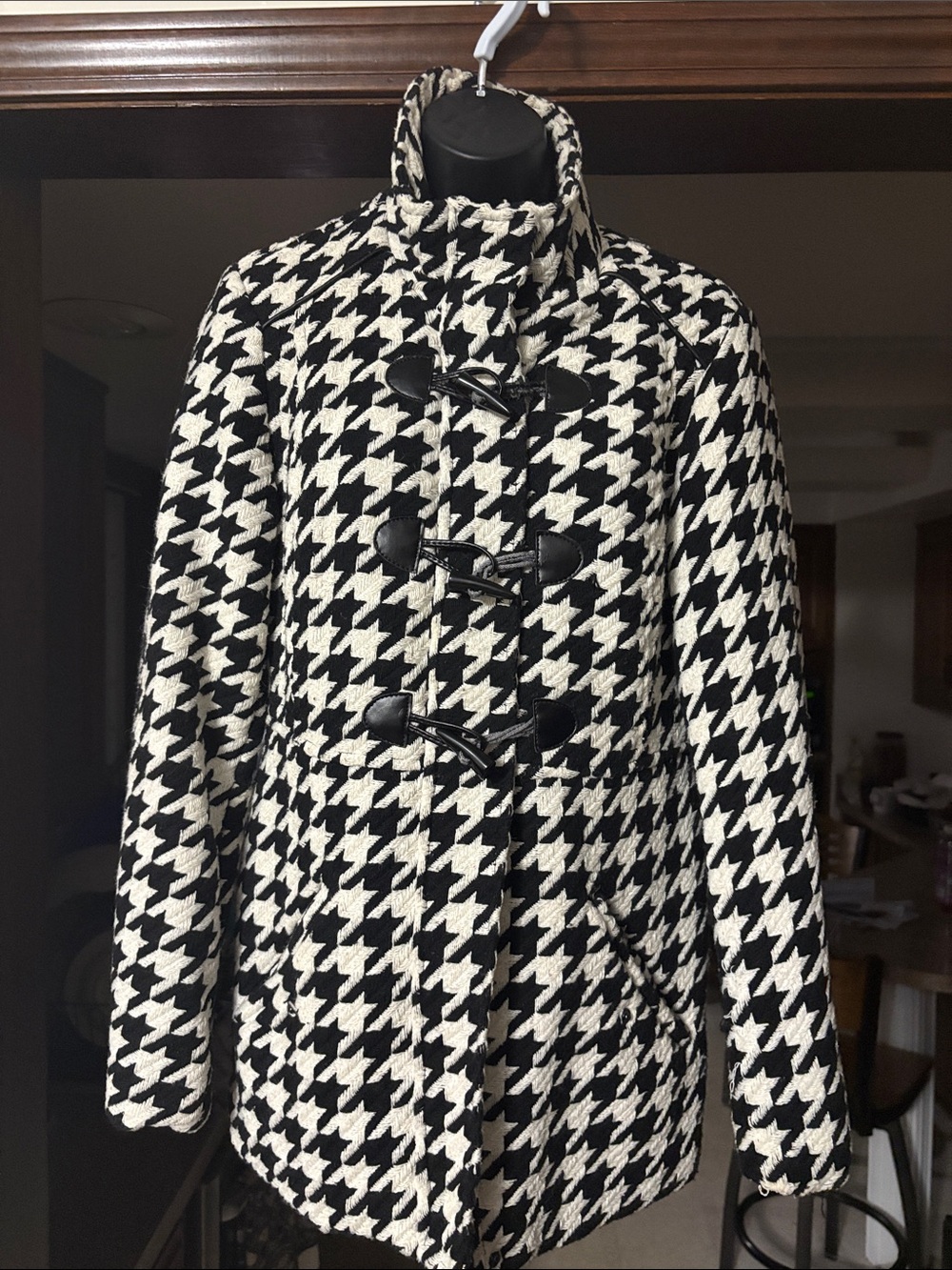 Rampage Black and White Houndstooth Toggle Pea Coat